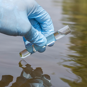 analyse d'eau nappes phréatiques polluants éternels pfas